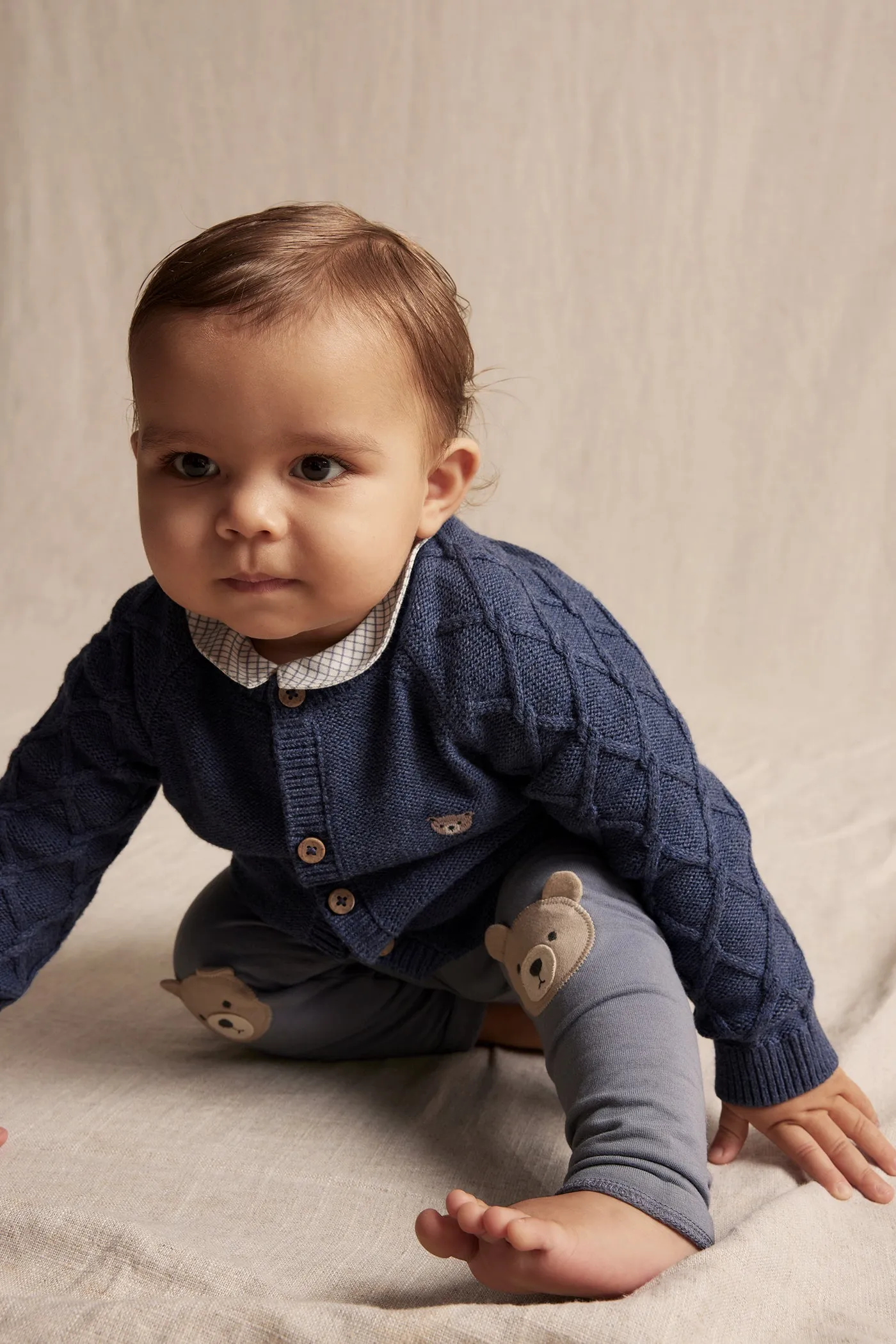 Baby blue cardigan with embroidery