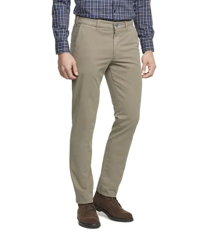 M5 Men's Modern Fit Chino