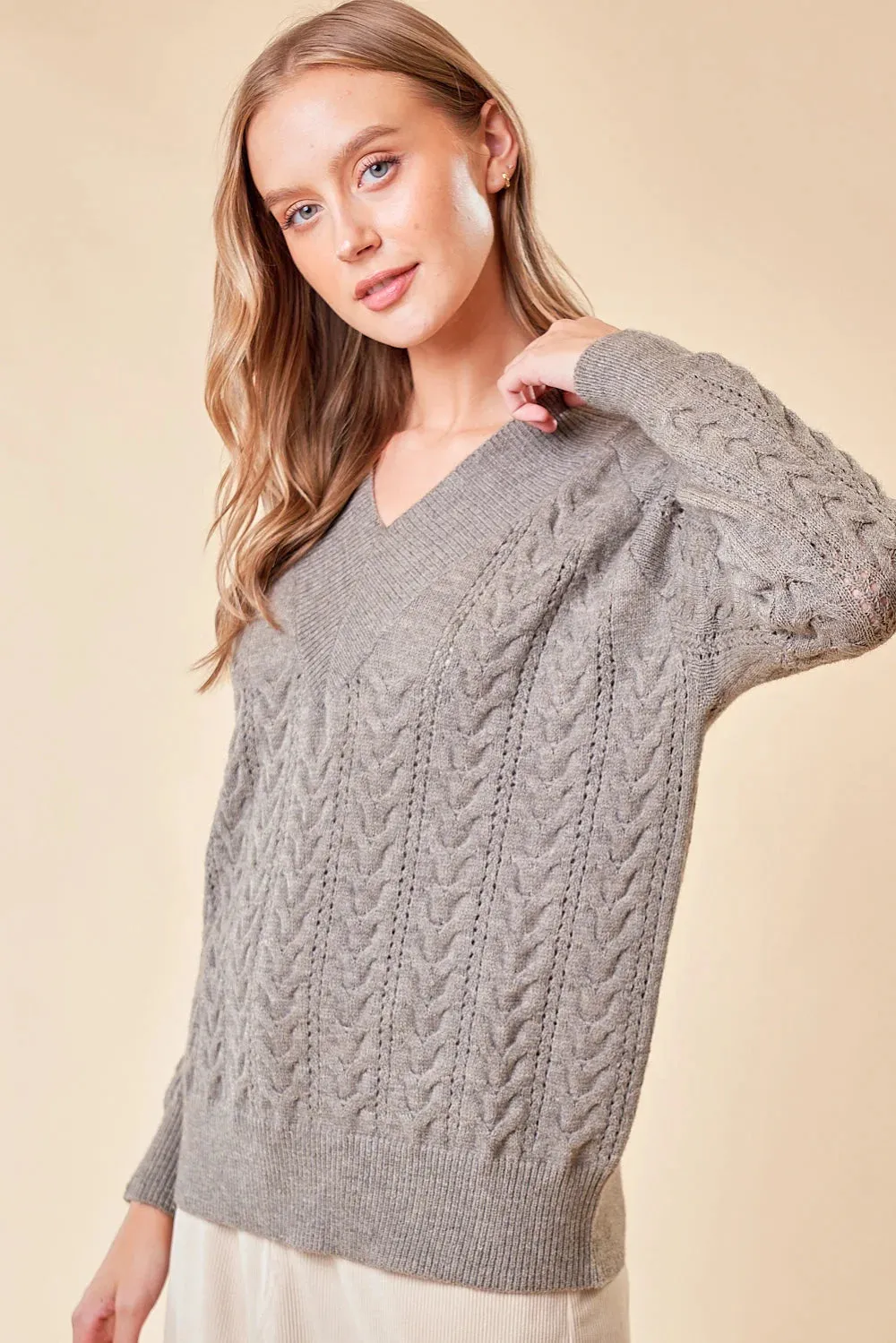 V-NECK SWEATER TOP